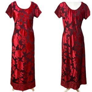 Vintage Red Floral Velvet Maxi Dress